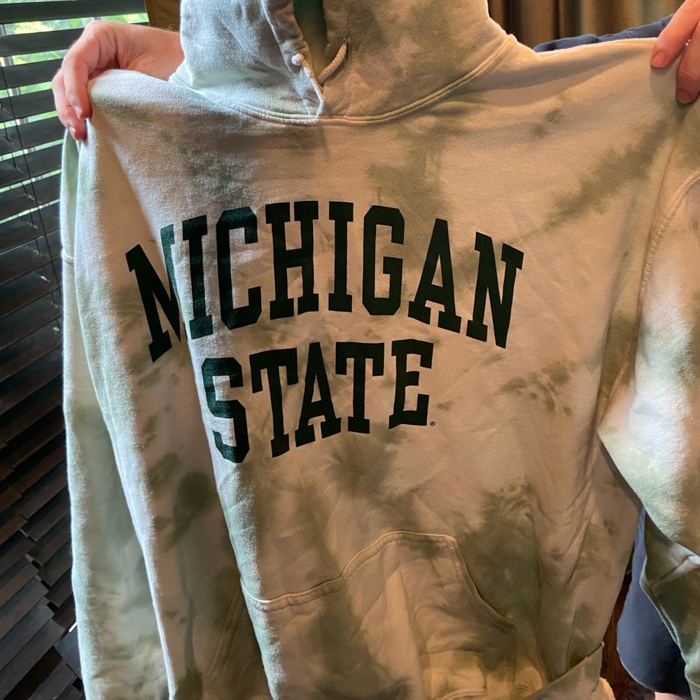 MICHIGAN STATE UNIVERSITY MSU tie dye green hoodie